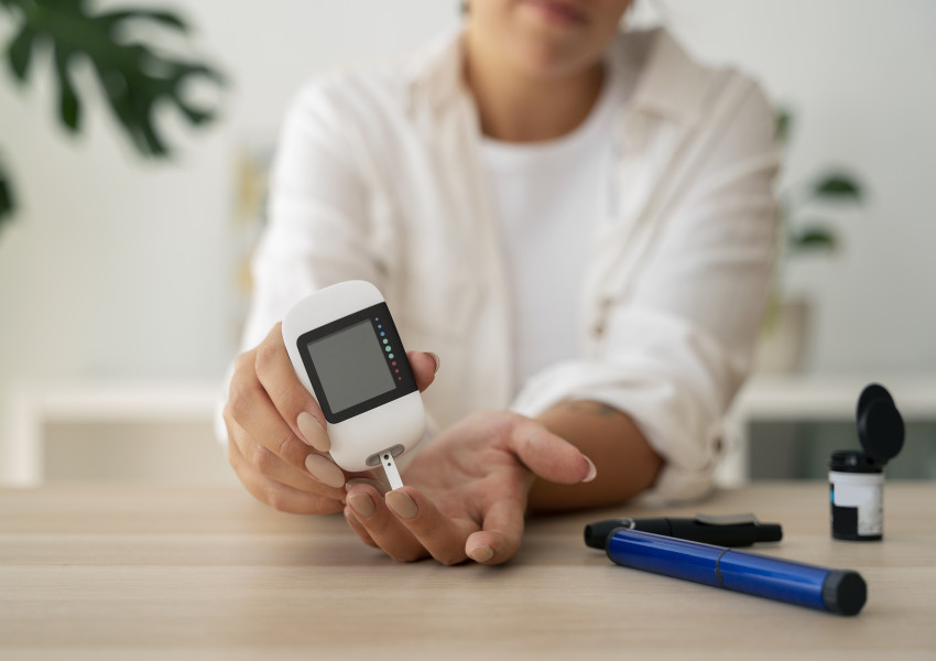 low blood sugar emergency treatment